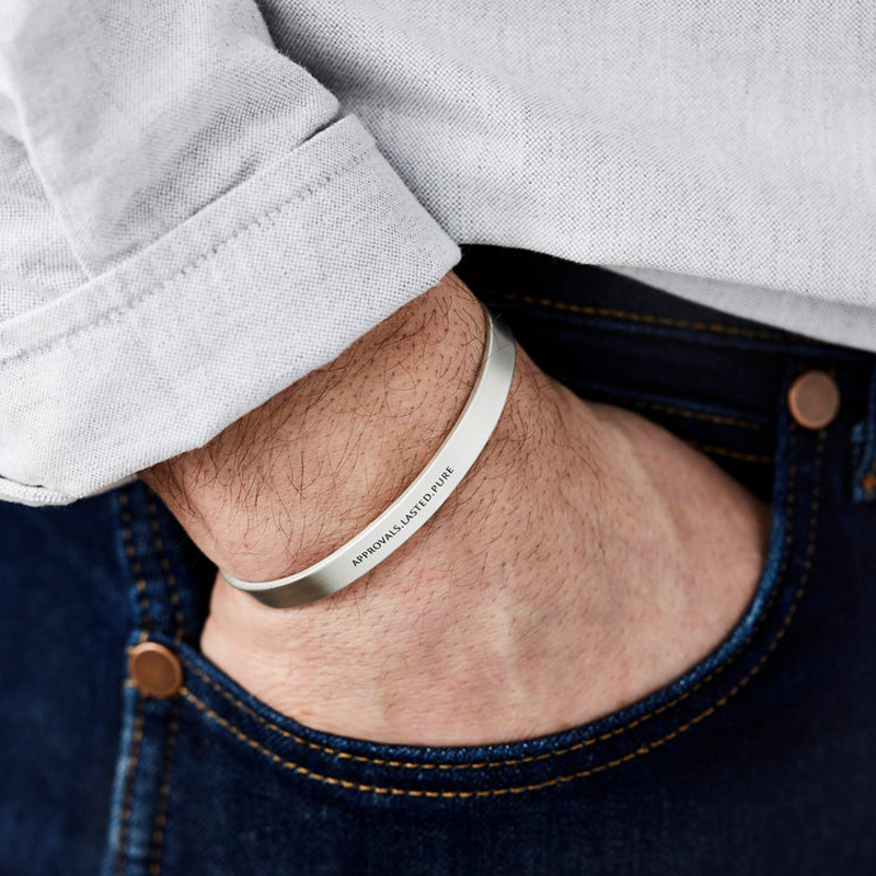 Brazalete con grabado gratis d - Men Accessories Name reseña y precio